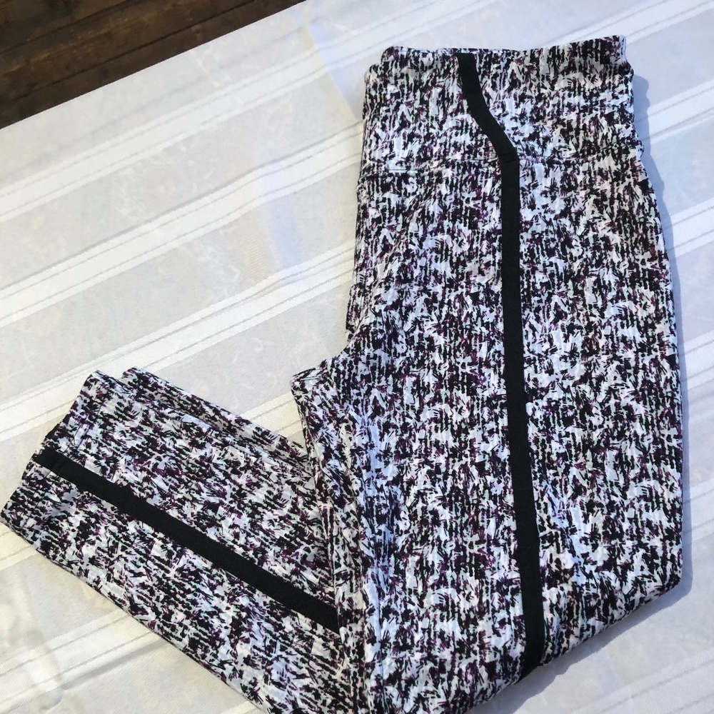 SOYBU CAPRI LEGGINGS YOGA PANTS